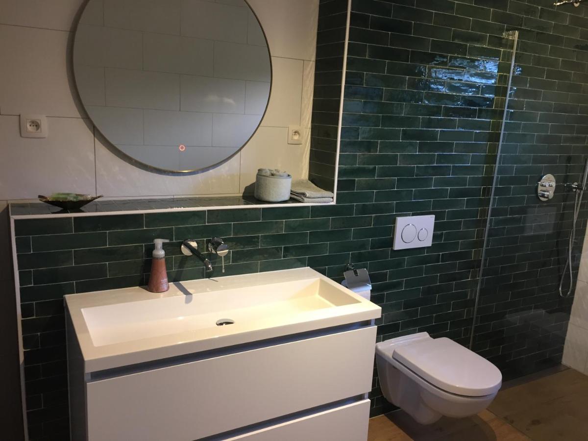 Het Koningshofje Bed & Breakfast NeerNeerpelt Екстериор снимка