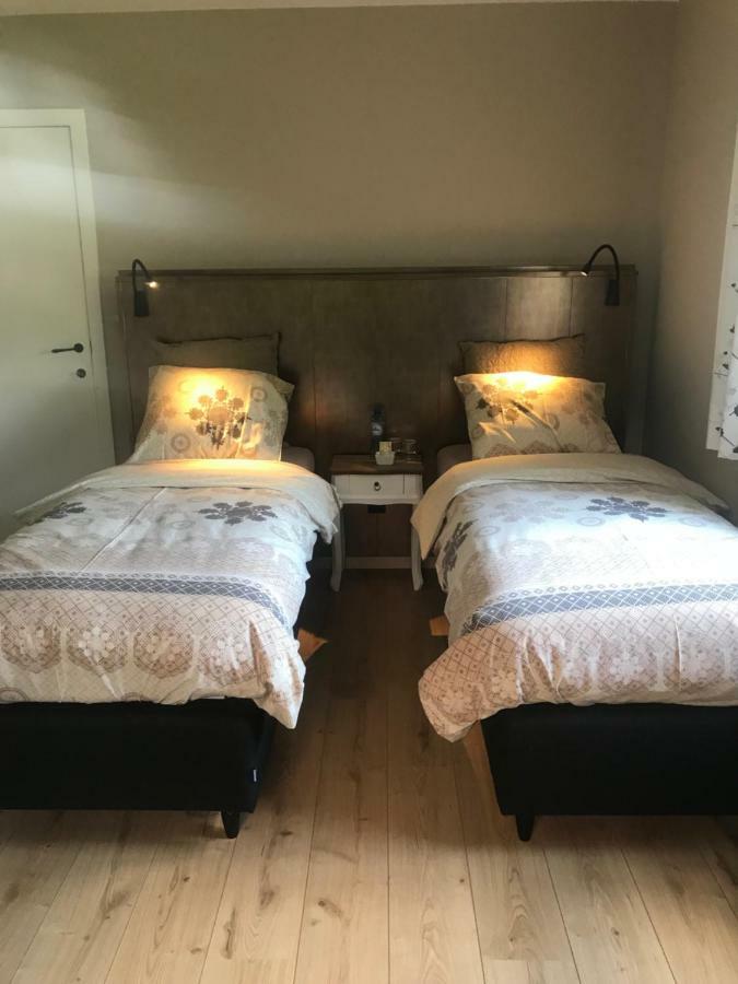 Het Koningshofje Bed & Breakfast NeerNeerpelt Екстериор снимка
